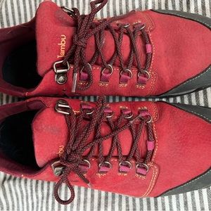 Shoes. Jambo . Red  tie shoes. 8.5-9